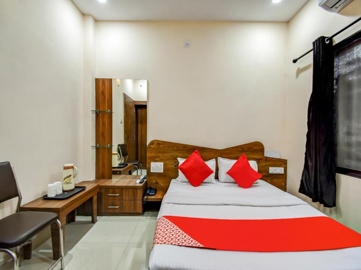 Oyo 79654 Pacific Hotel Jharsuguda Exterior foto